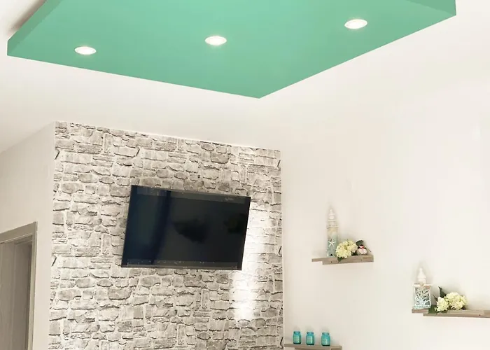 Chrisella * Skala Rachoni (Thasos)