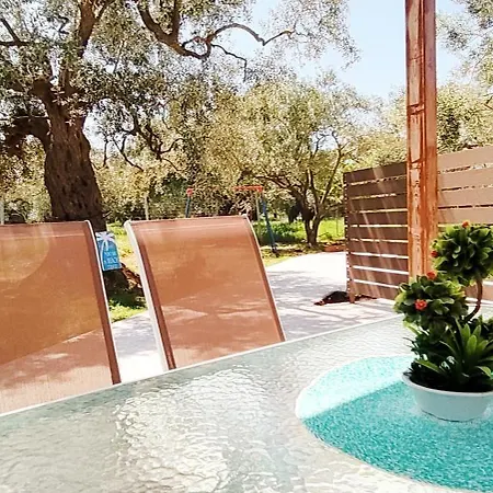 Chrisella Villa